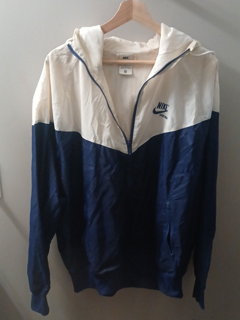 Nike Men’s Navy and Cream Half-Zip Windbreaker